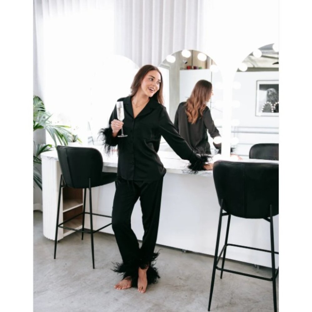 MOVING SALE | Buy by 2/21 | Fuzzy Trim PJ Set / Pajama Set, XS-S, NWOT